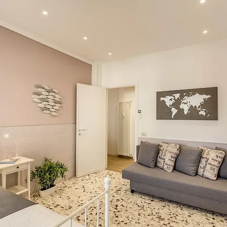 Appartement Rome4guest 2 *
